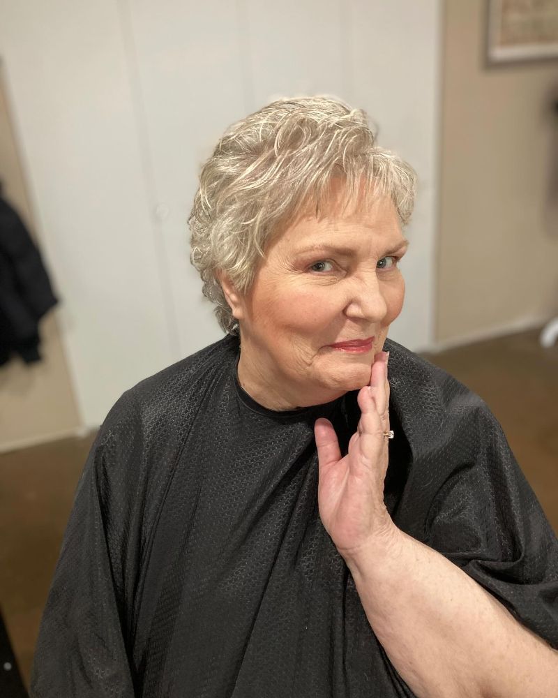 25 gorgeous hairstyles for women over 60 with thin hair