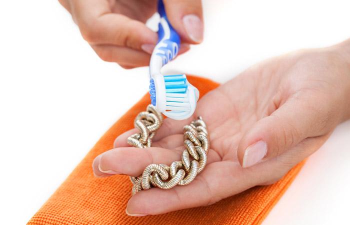 How to clean fake jewelry at home