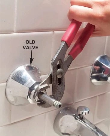 46+ Unique Delta Single Handle Bathtub Faucet Repair - Tutorial: Delta Faucet Cartridge Replacement - YouTube - Some just choose to ignore a leaky faucet rather than repair it, but you don't have to be an expert plum.
