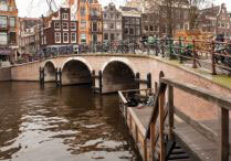 Explosion Rocks Manhattan Neighbourhood - Retina Space Designs for Desktop