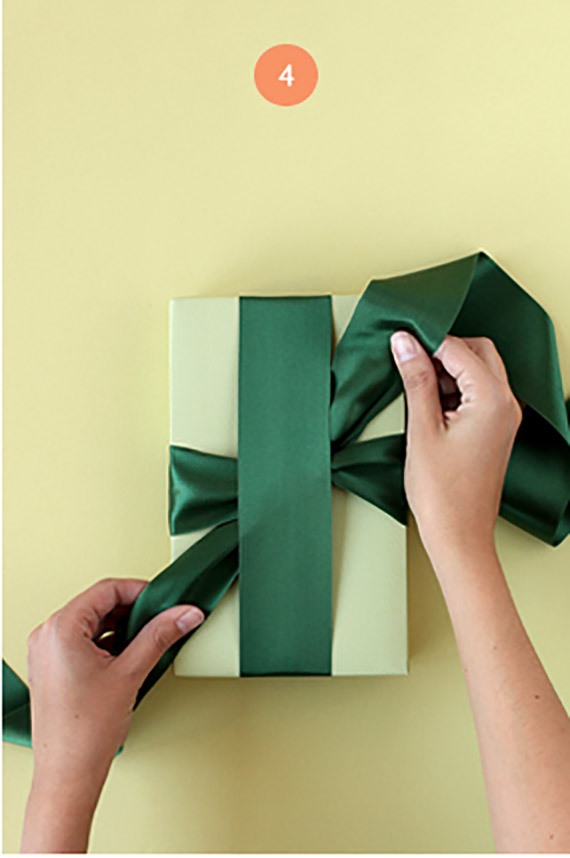 How To Tie The Perfect Bow With Ribbon | Minted How To Tie The Perfect Bow With Ribbon | Minted