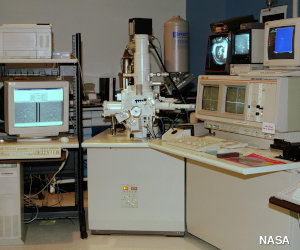 How Do Electron Microscopes Work Explain That Stuff - Creative 4K Gradient Illustrations | Free Download