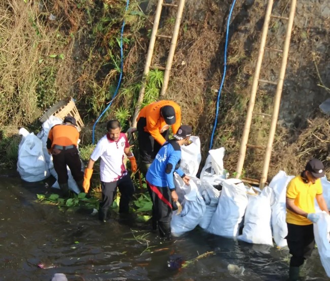World Cleanup Day 2026, Pemkot Blitar Gerakkan 500 Orang Bersihkan Kali Lahar
