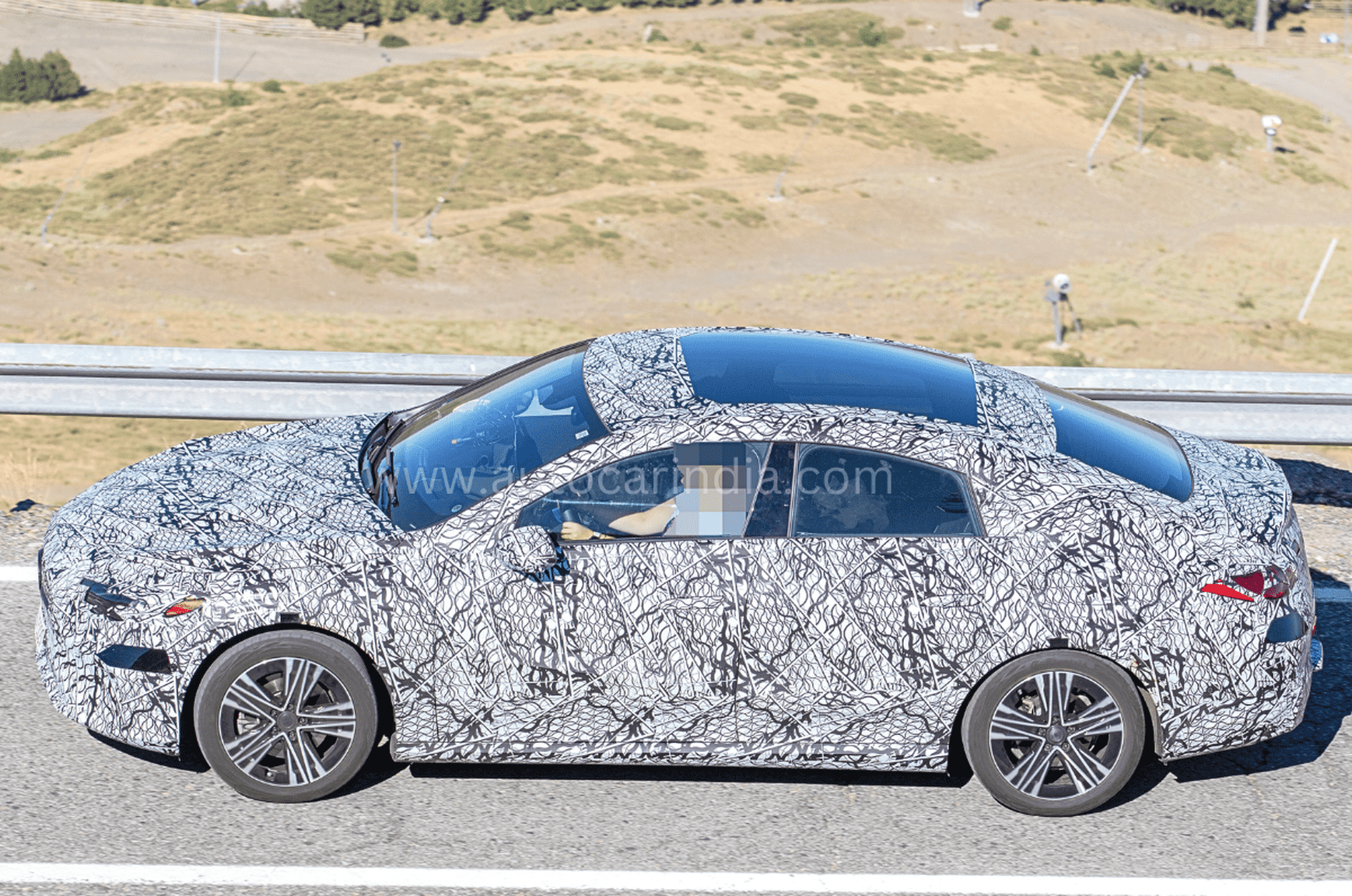 मर्सिडीज़ सीएलए, लॉन्च विवरण, डिज़ाइन, स्पेक्स, पावरट्रेन, अपेक्षित कीमत