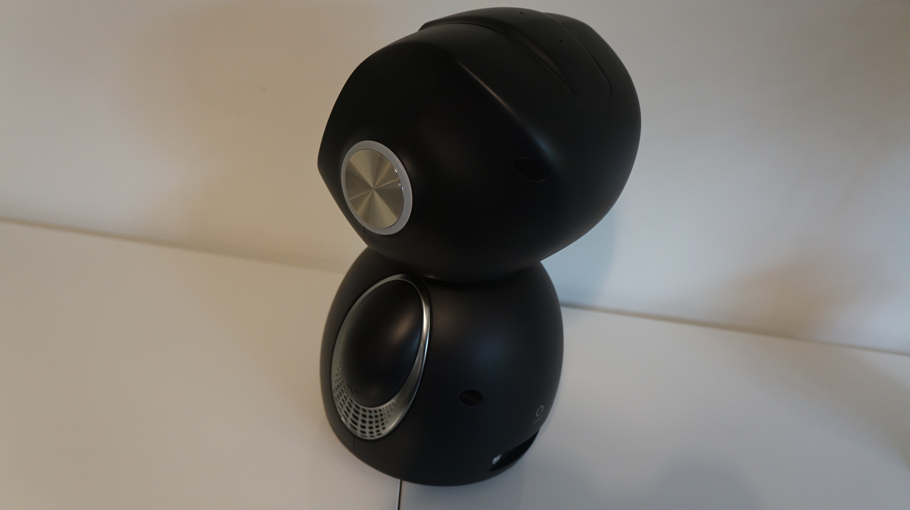 yumi@ATTRAIT　0430 Yumi by Omate, Home Robot with Android and Amazon Alexa
