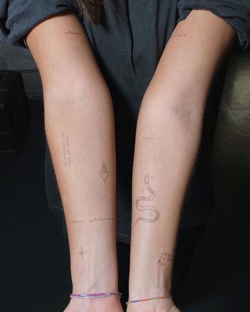Fine Line Snake Tattoo On The Inner Forearm 1000_x_800_jpg