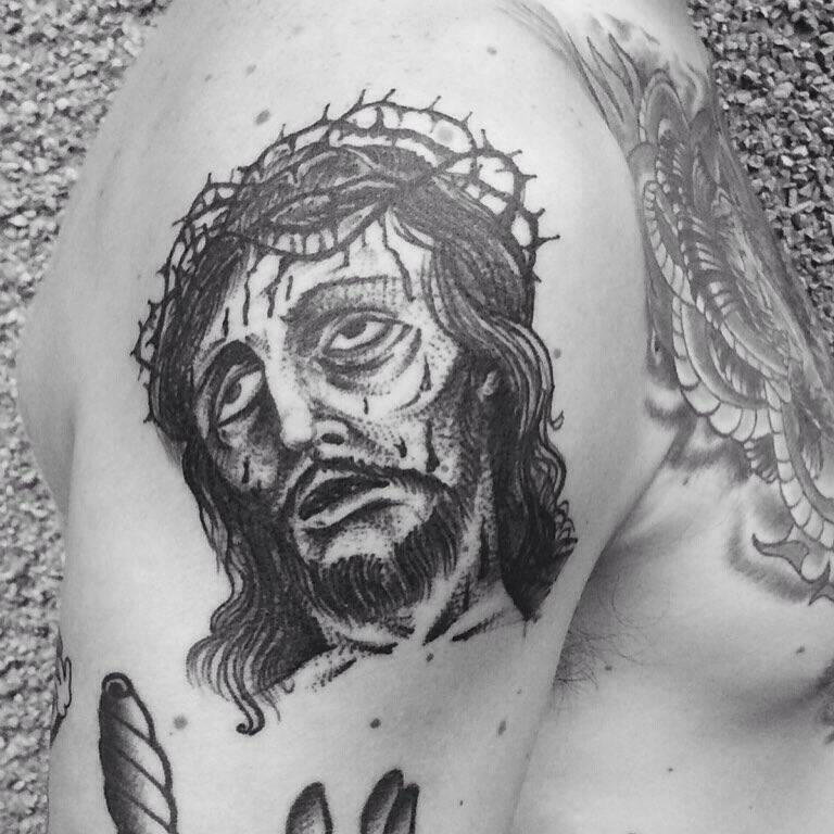 Jesus Christ Tattoo On The Right Shoulder. 768_x_768_jpg