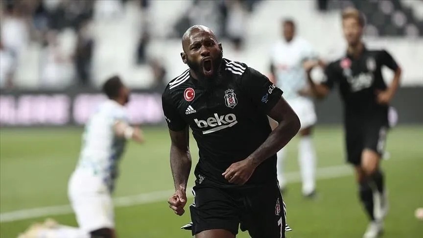 قدم.. بشيكطاش يفتتح الدوري التركي الممتاز بثلاثية في شباك ريزة سبور