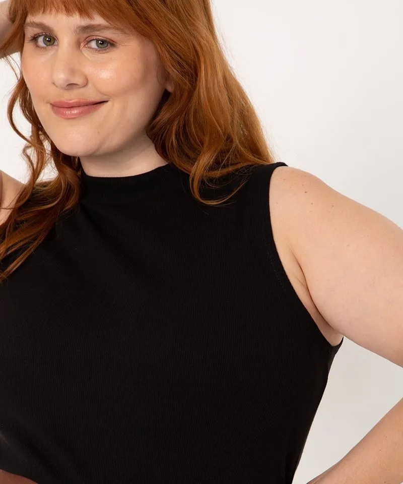 Regata Plus Size Gola Alta Preto - Ocean Pattern Collection - 8K Quality