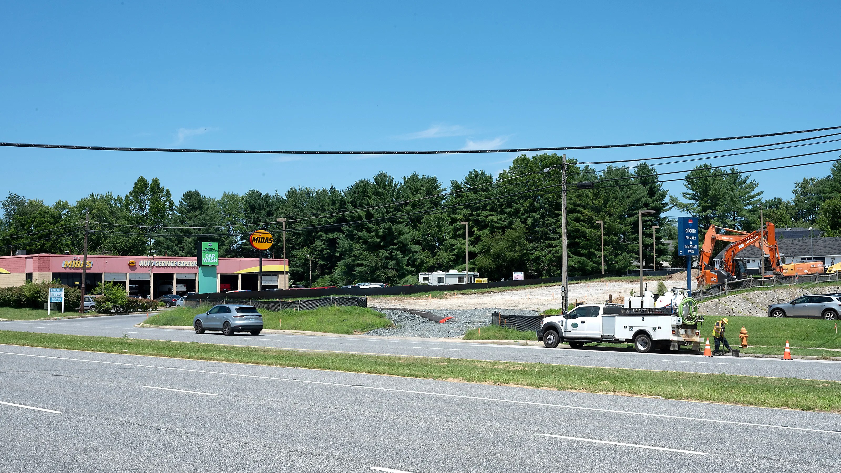 HOW L ELLICOTTCITYBIZDEVELOPMENT p