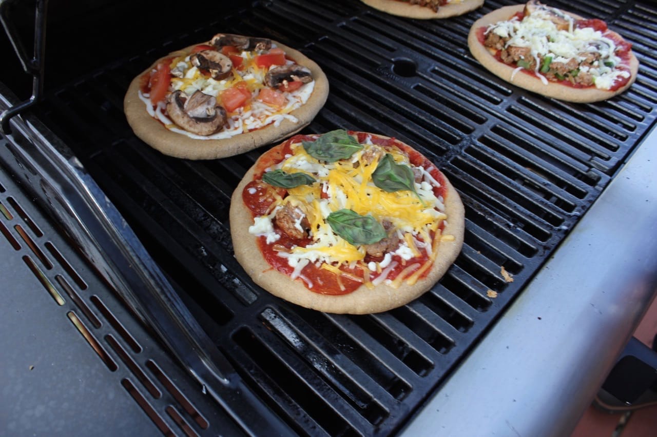host-a-make-your-own-pizza-party-christopher-eckman