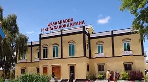 Daawo. Hanti dhowrka somaliland oo baadhis ka bilaabay wasaarada biyaha
