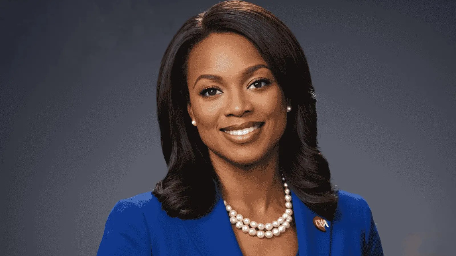 Abby Phillip Bio, Age, Height, Husband, Career, CNN NewsNight, Book, Salary & more