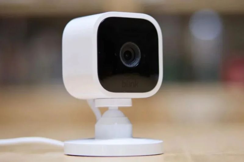 Wired Security Camera Installations Protect What S Yours - Premium Ocean Illustration Gallery - Full HD