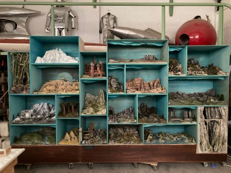 diorama wall in the artist atelier of sculptor Pieter Janssens (photo by Stijn Kuppens)