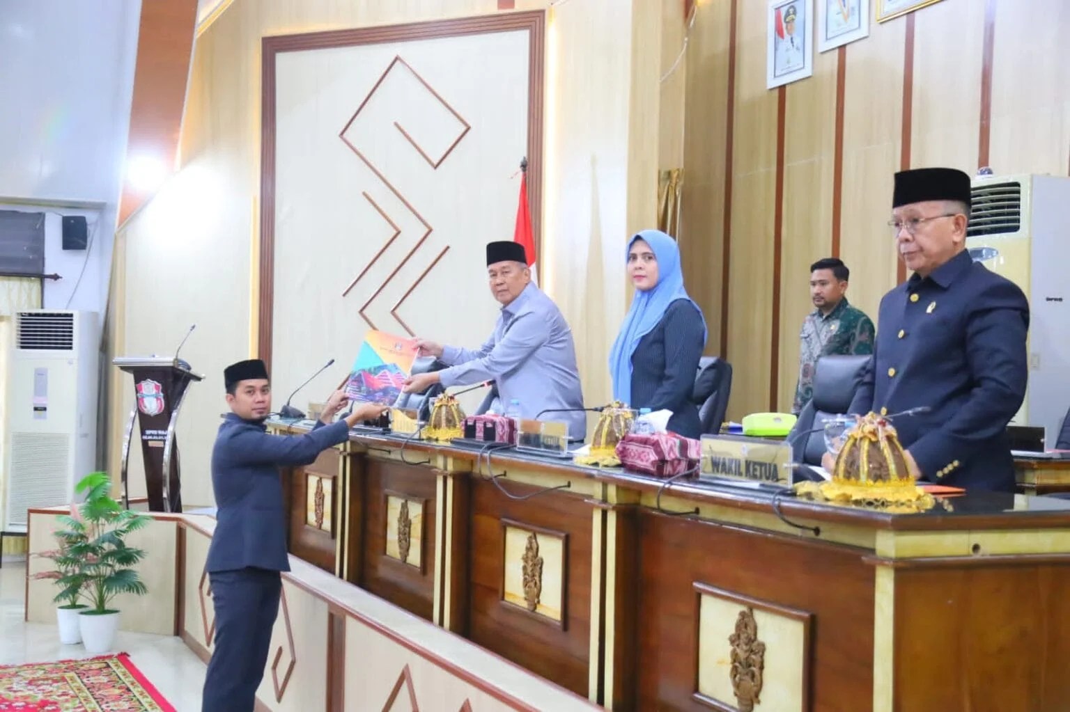 Lindungi Pekerja Rentan, DPRD Wajo Godok Perda Jaminan Sosial Ketenagakerjaan