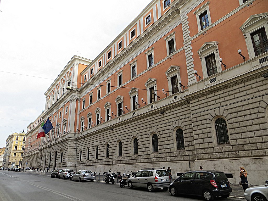 10. Palazzo Esercito