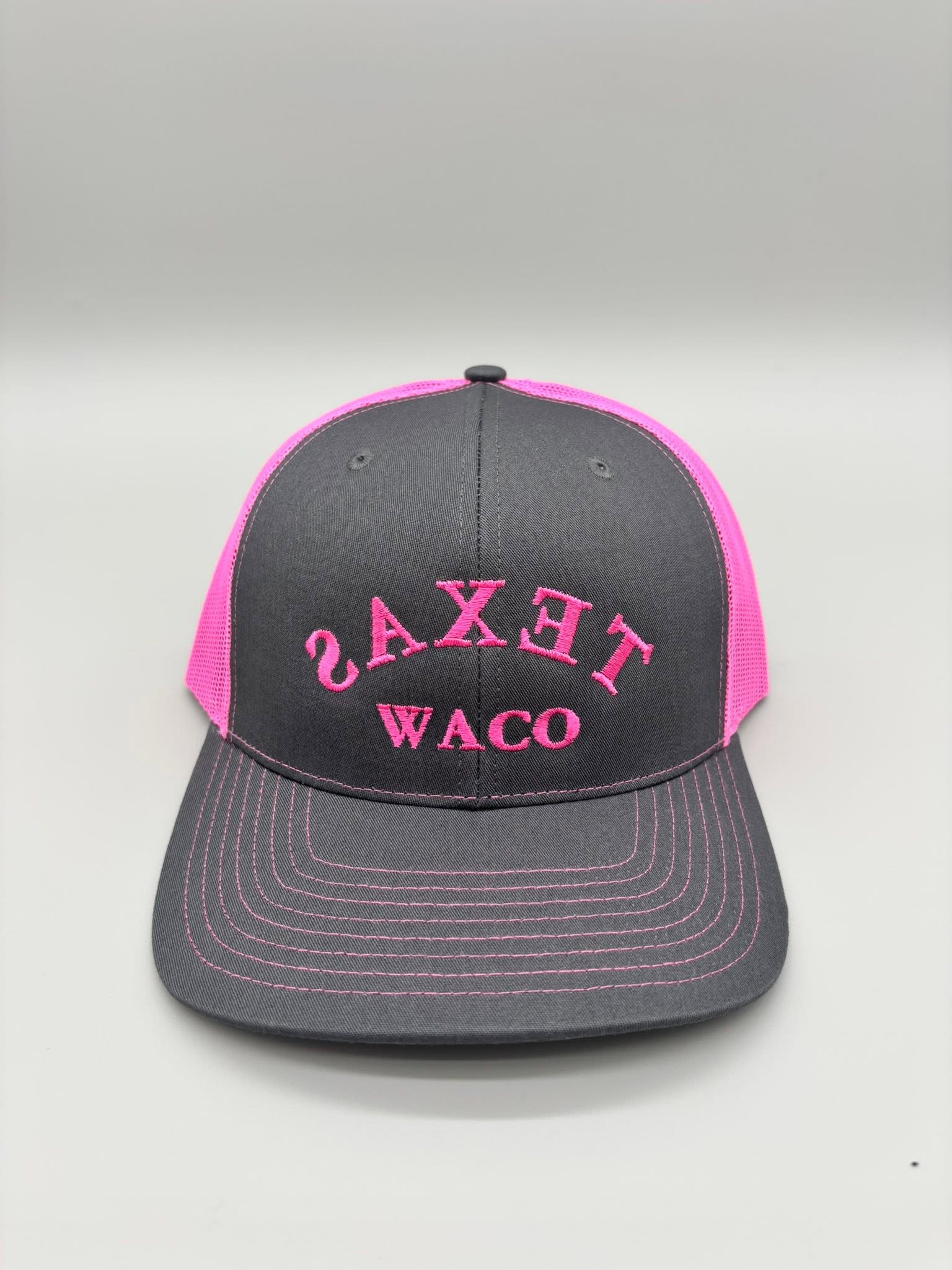 Reverse Texas Waco Hat – Charcoal / Hot Pink