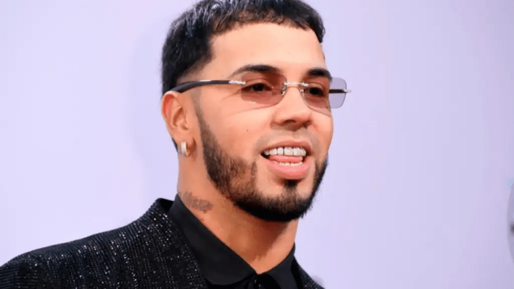 Confirman separación definitiva de Anuel AA y la venezolana Laury Saavedra