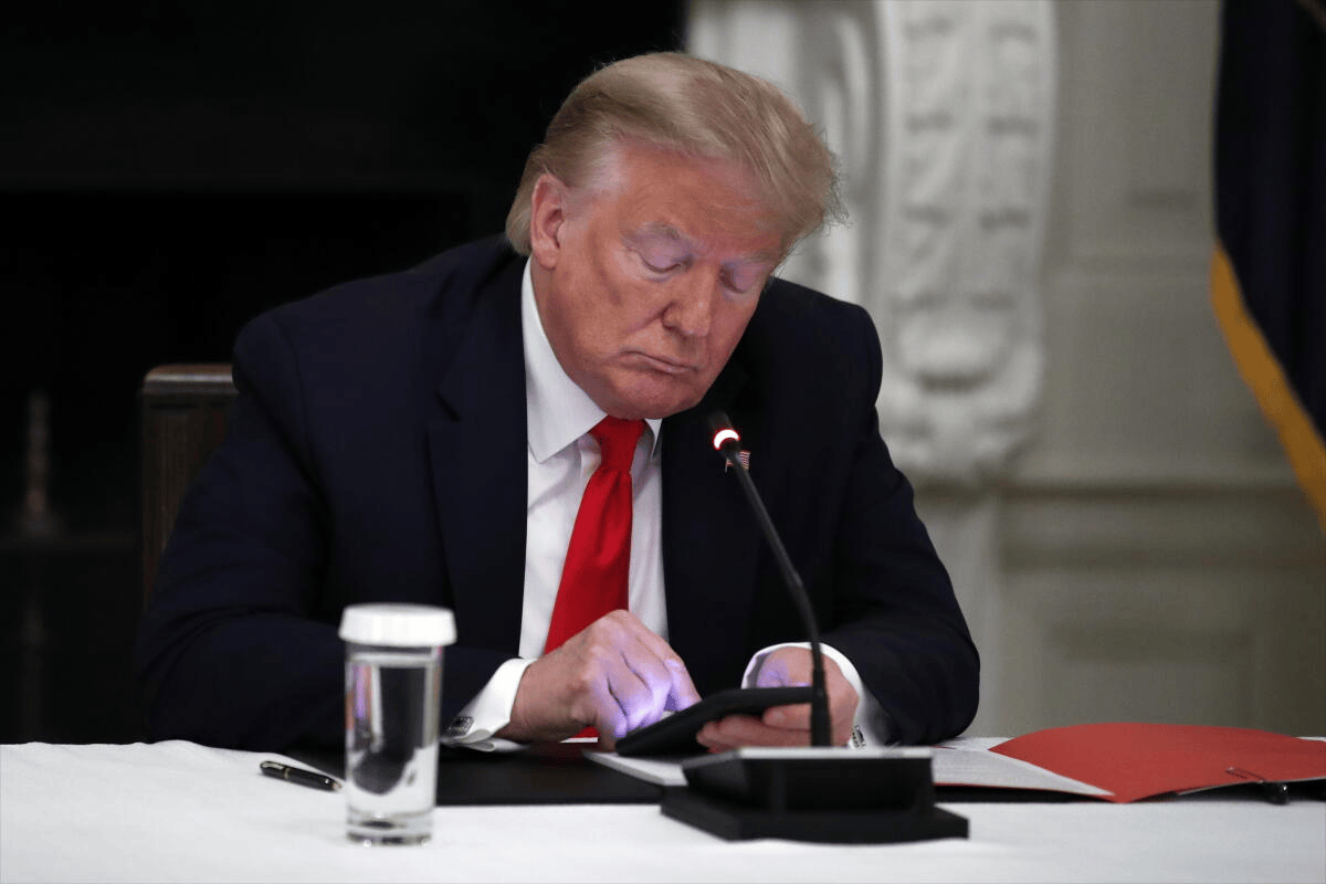 Trump evita fijar fecha para elecciones en Venezuela: “Cuando estén listos”