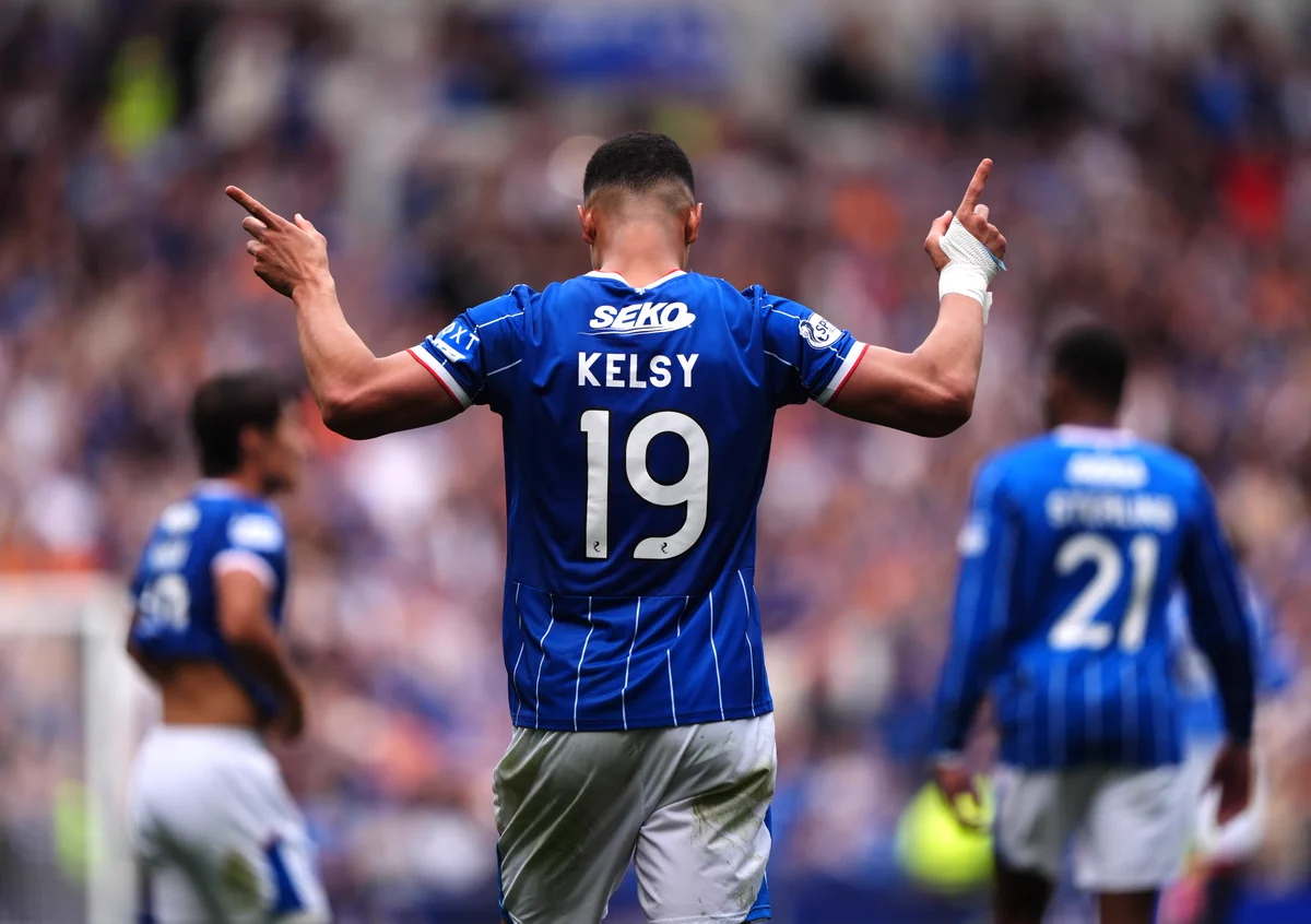 El Venezolano Kevin Kelsy debuta con gol y asistencia en el clásico escocés