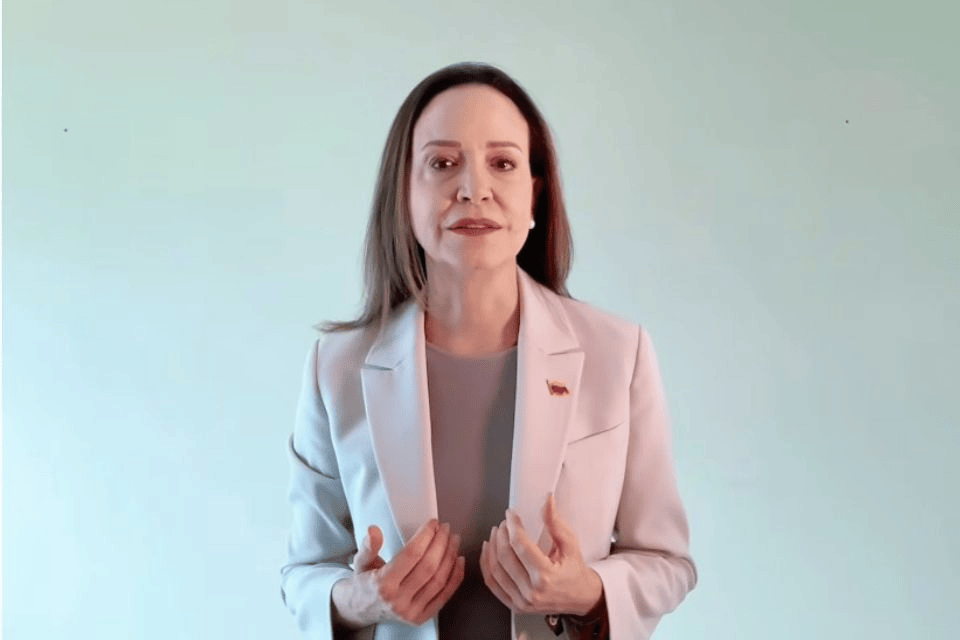 Maria Corina Machado: La única garantía para inversionistas es un gobierno electo por el voto popular