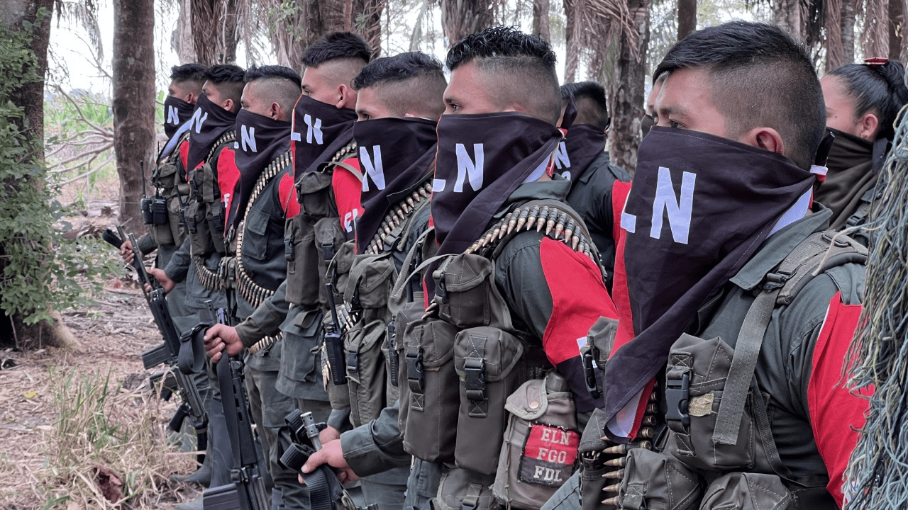 En Colombia ELN llama a “derrocar” al gobierno de Abelardo De La Espriella y lo acusa de traición a la patria