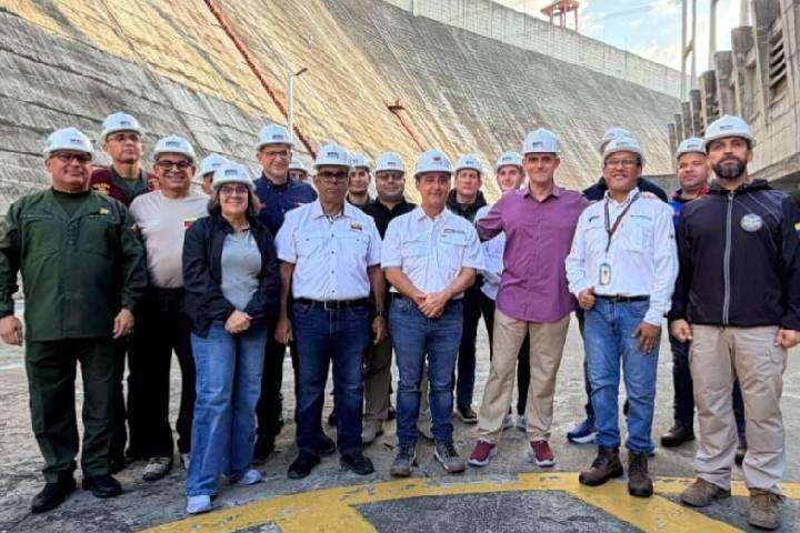 El Gobierno VENEZOLANO  realiza inspección “exhaustiva” del Guri para blindar sistema eléctrico nacional