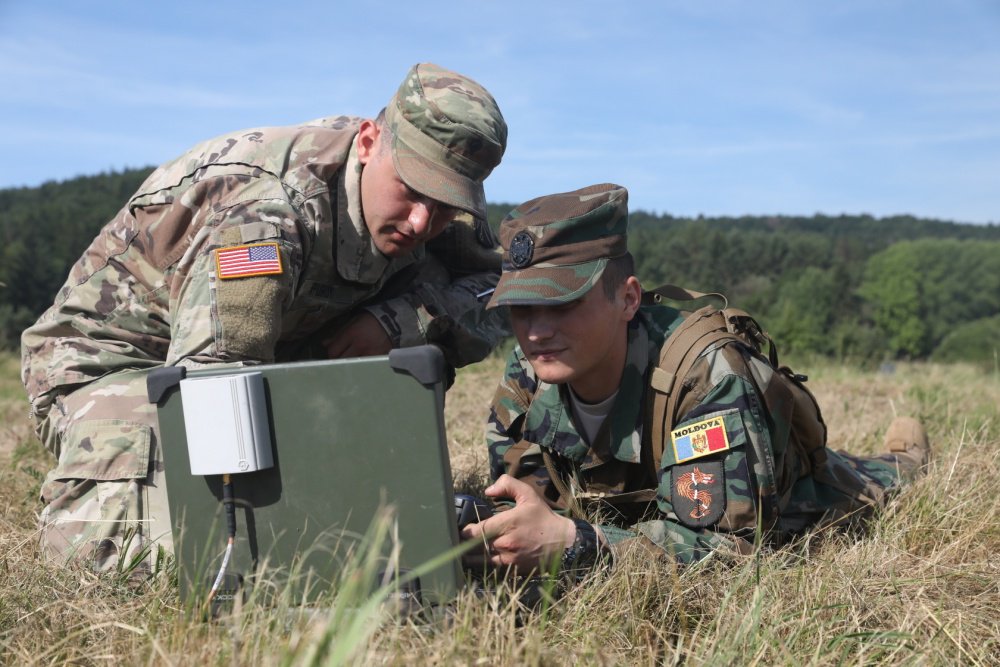 Photo: Our 🇺🇸 @USArmy soldiers have been working with 🇱🇻 @NATO Allies, as well as partners from #Moldova 🇲🇩 & #Kosovo 🇽🇰 conducting training exercises in #Germany 🇩🇪. Allies continue to train together in order to be effective when it matters most. #AlliedStrong Source: @USAmbNATO via X https://x.com/USAmbNATO/status/1148918961863647233/photo/1