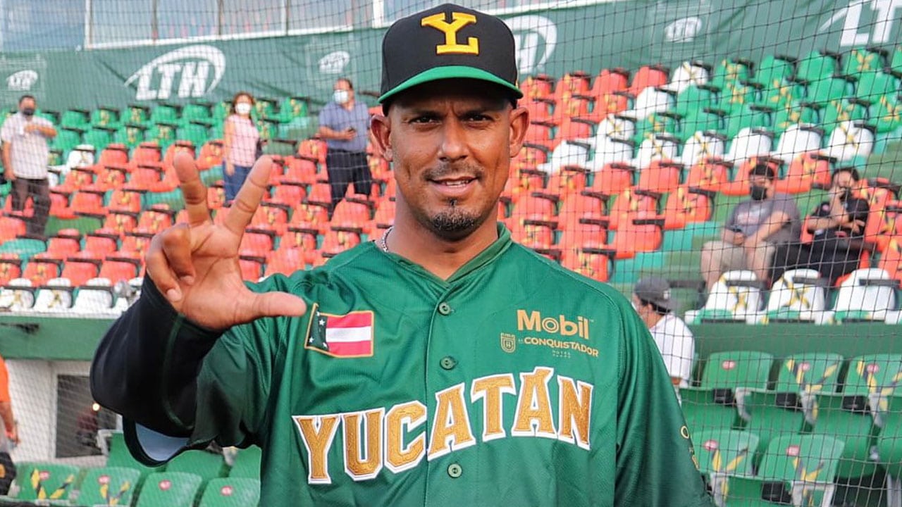 Luis Matos con Leones de la LBM