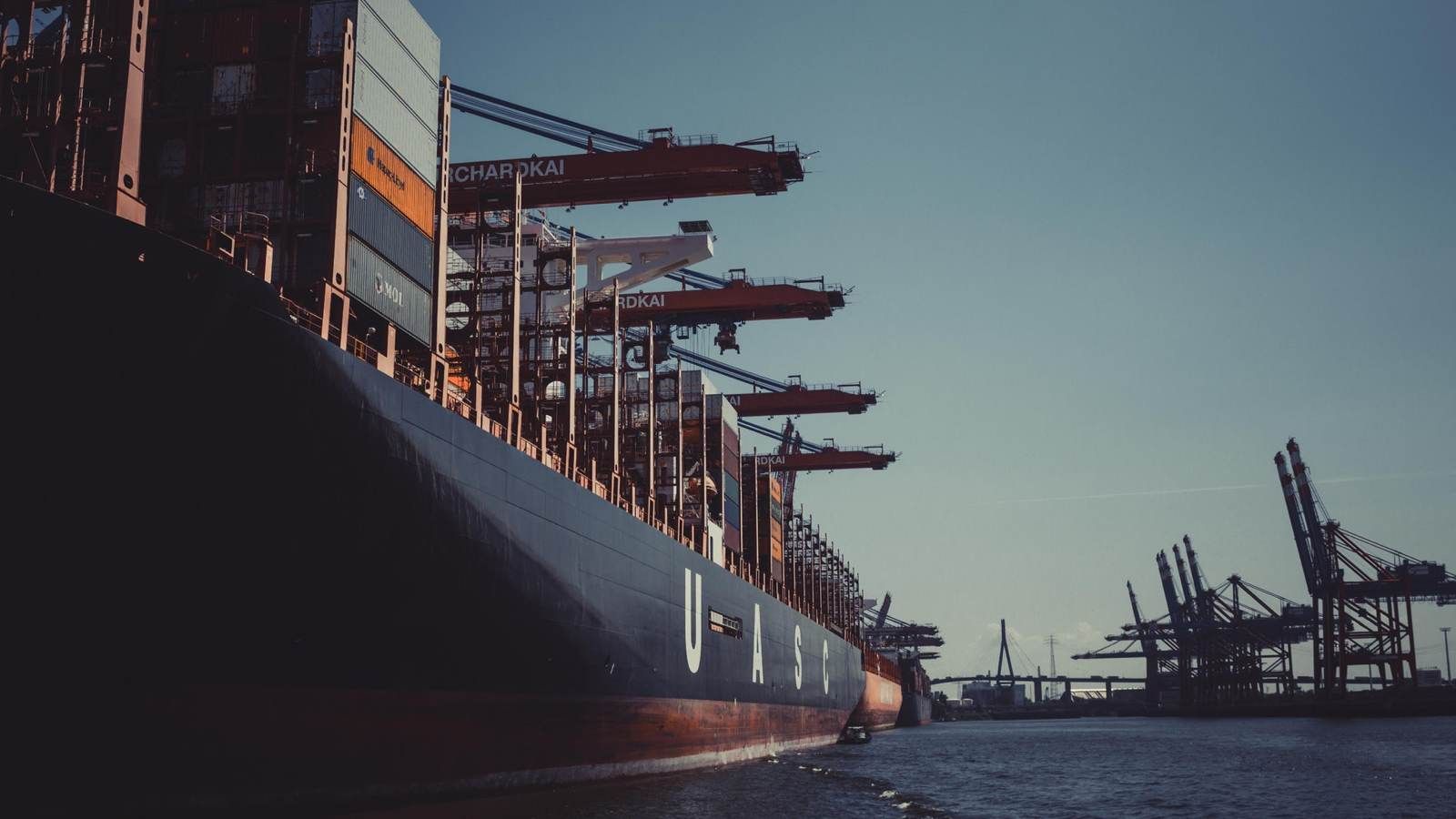 Scaling Container Clusters