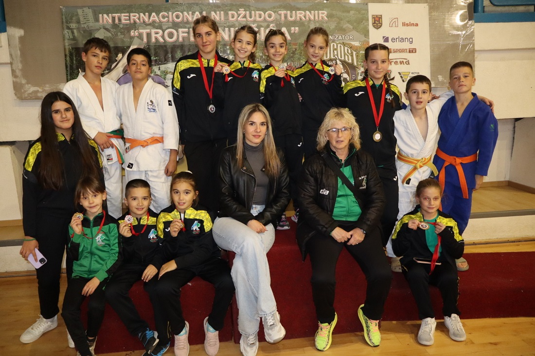 Sjajan nastup na „Trofeju Nikšića“: 17 takmičara osvojilo 16 medalja