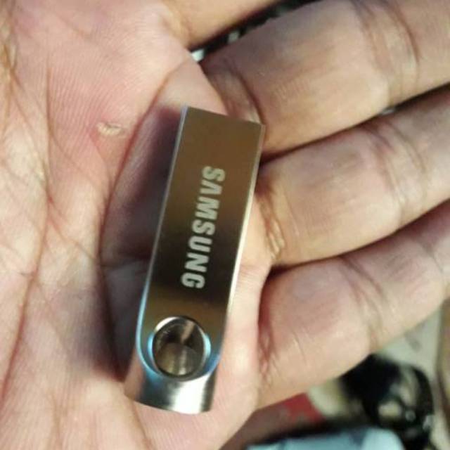 Jual Flashdisk Hp 2tb Usb Fd Flash Disk Bukan Samsung Kingston Sandisk Kota Semarang Thug Supply FLASHDISK KIOXIA 32GB ORIGINALRp48500.