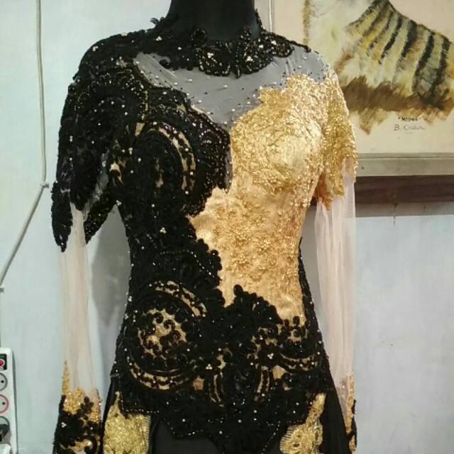 Baju Akad Nikah Warna Hitam : Jual Gaun Pengantin Wanita Bercadar Warna Hitam Ndahlia Hijab Indonesia Shopee Indonesia