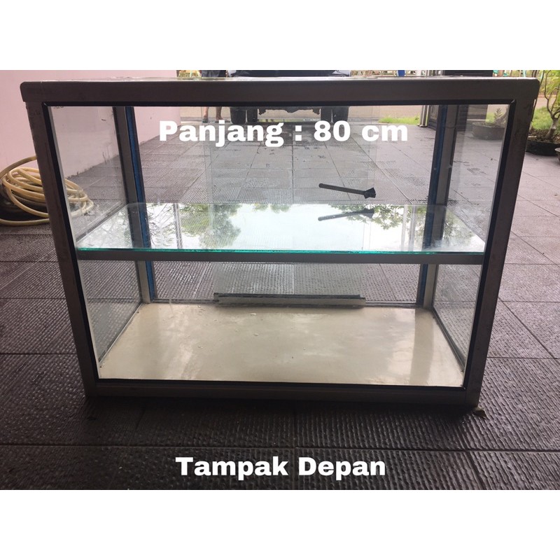 Rp 1.600.000 jual cepat paket booth/meja lemari etalase 3 meter bekas warteg. Yg Etalase Bekas Harga Terbaik September 2021 Shopee Indonesia