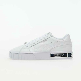 The puma cali star mid sneaker features a genuine leather upper, classic lace up design, and chunky white rubber sole. Jual Sneakers Puma Harga Terbaik Sneakers Sepatu Wanita November 2021 Shopee Indonesia