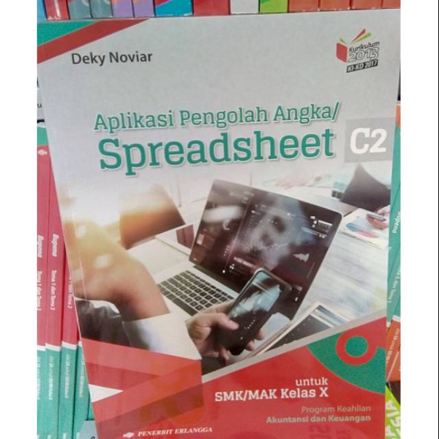Suatu objek, hak, atau tuntutan yang diharapkan dapat memberi kan manfaat bagi para pemiliknya. Akuntansi Dasar Kelas 10 Kurikulum 2013 Masnurul
