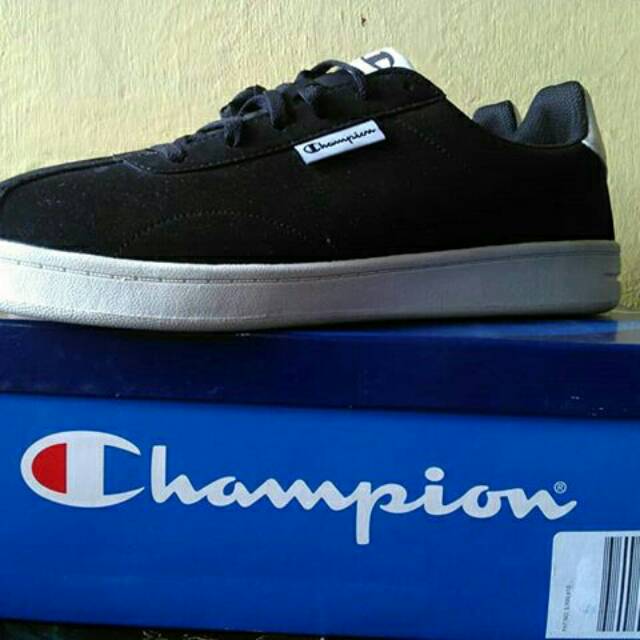Okeii disini aku mau ngasih tau mana hoodie champion asli & palsu atau kw eistt . Sepatu Champion Original Murah Shopee Indonesia