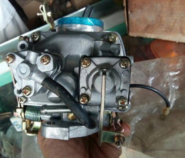 Lepas tutup karburator sehingga terlihat mangkuk bahan bakar dan ruang pelampung. Karburator Carburator Suzuki Carry 1000 Mikuni Original Made In Jepang Shopee Indonesia