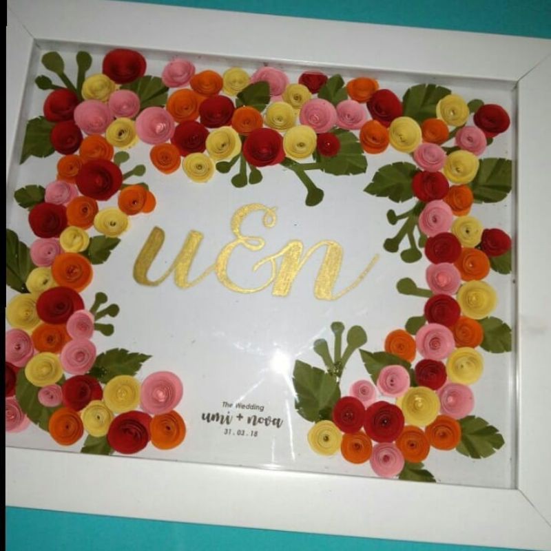 The folds can be either simple or striking, creating beautiful and complex pieces of art. 3d Frame Lettering Handmade Kerajinan Tangan Paper Flower Kado Unik Hiasan Dinding Origami Shopee Indonesia