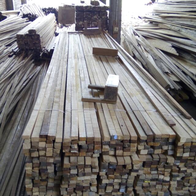 Harga kayu reng per batang