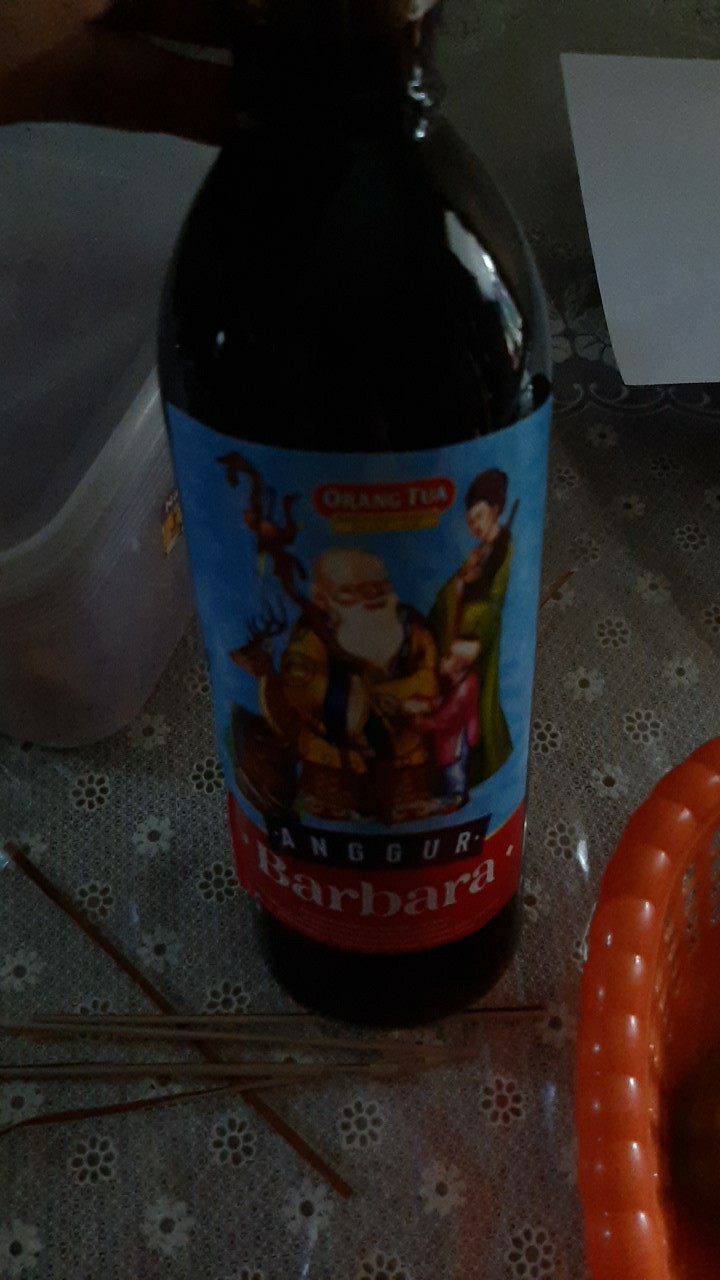 Foto anggur merah di malam hari . Anggur Barbara Cap Orang Tua Besar Ot 14 7 620 Ml Shopee Indonesia
