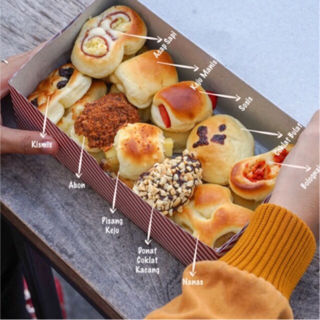 Kue & rotigambir, jakarta pusat. Roti Unyil Venus