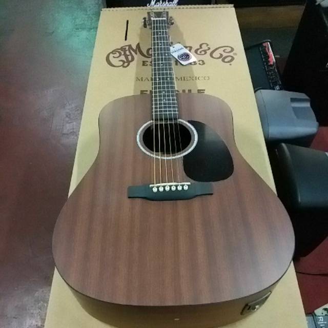  On Music Jual Beli Gitar Gitar Martin Original.