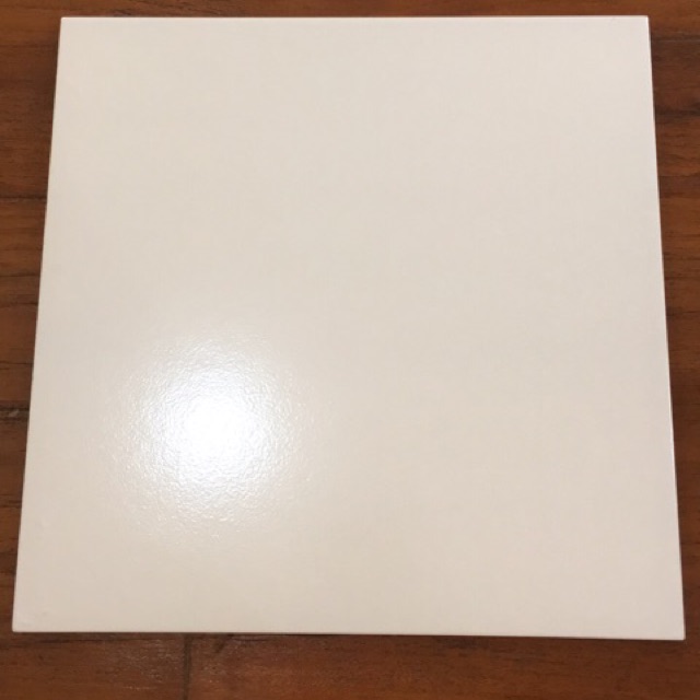 KERAMIK LANTAI PUTIH POLOS MERK “MULIA&rdquo; ukuran 30x30 dan 40x40 | Shopee  Indonesia