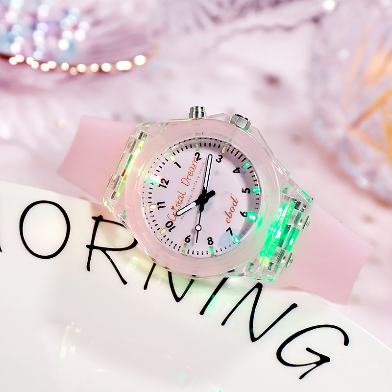 Temukan jam yang tepat bagi anda dari beragam jajaran produk kami. Jam Tangan Luminous Motif Kartun Lucu Untuk Anak Laki-Laki