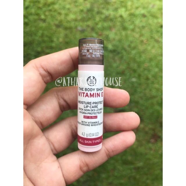 In order to maintain healthy levels of vitamin e, you need to ingest it through food or consume it as an oral supplement. Jual Vitamin E Lip Care Stick Spf 15 4 2 G The Body Shop Indonesia Shopee Indonesia