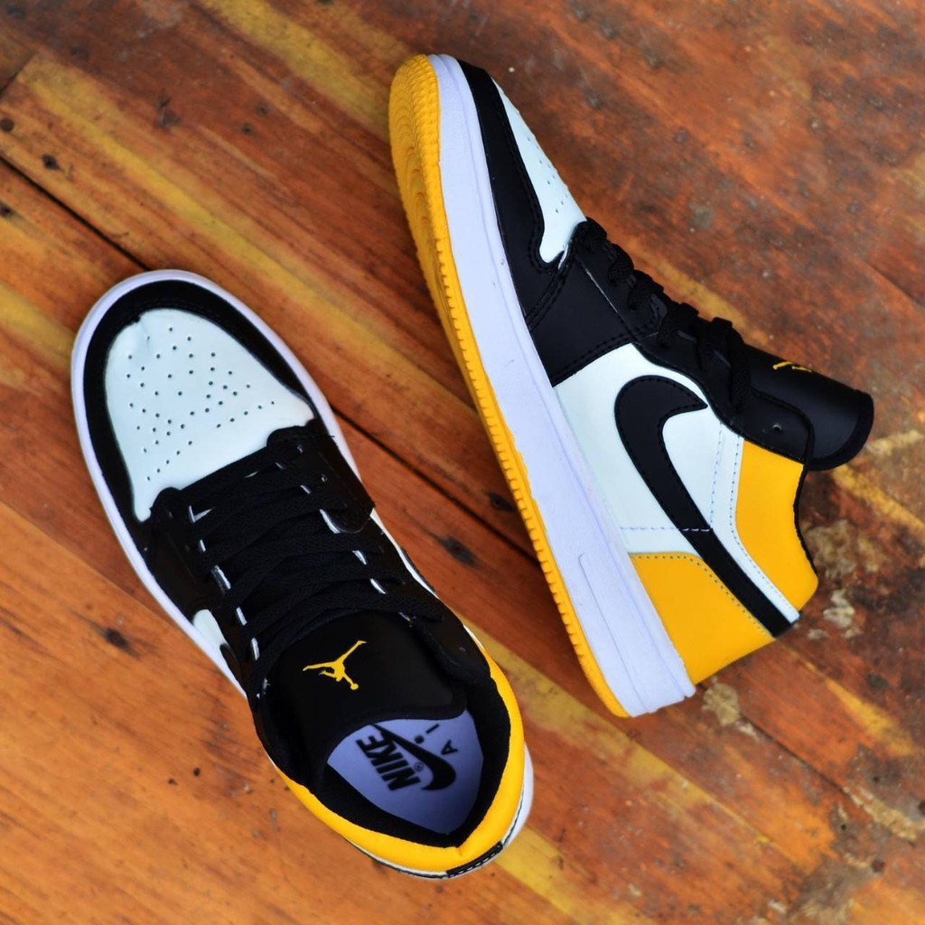 Rp 159.000sepatu pria nike jordan 1 low pendek abu putih full white . Jual Grade Original Sepatu Nike Air Jordan 1 Low Pendek Hitam Black Merah Red Import Vietnam Indonesia Shopee Indonesia