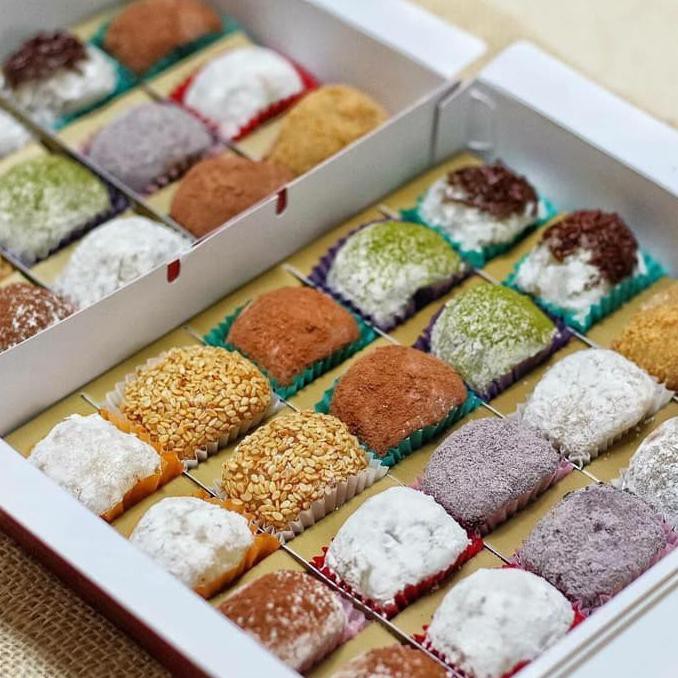 Dari wikipedia bahasa indonesia, ensiklopedia bebas. Jual Iterbarul Kue Mochi Enak Box Isi 20 Classical Mochi Icql Indonesia Shopee Indonesia