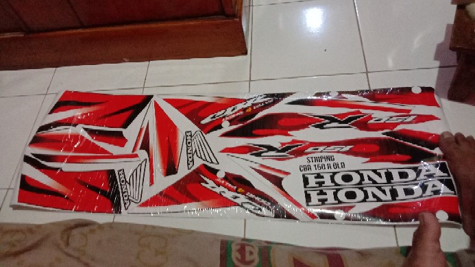 Striping cbr 150 r old 2006 variasi dan ori / sticker striping variasi motif ori honda cbr 150… beranda. Striping Cbr 150 R Old 2006 Variasi Dan Ori Qldlqdi6ahwwsm